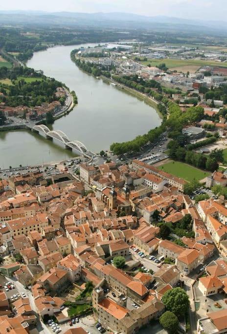 Charmant Appartement Au Coeur De Neuville - Lyon A 20Mn Eksteriør bilde